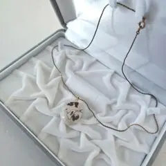 ネックレス ストーン 白 石 ゴールド