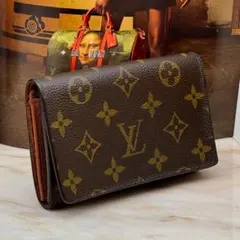 ルイヴィトン モノグラム ポルトフォイユ トレゾール 折り財布