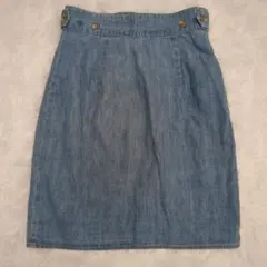 Item thumbnail for item ce0979db-b0b3-44a4-bf08-afddb35f1d94