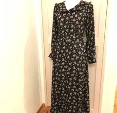 新品タグ付き　jouetie 花柄　ロングワンピースM