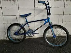 ハットリサイト昭和BMXビンテージ　日本製　状態良好　猫ちゃん 猫が店員のピザハット『ピザキャット！店』がリニューアルオープン