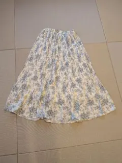 BEAMS HEART ロングスカート プリーツスカート 花柄 ホワイト