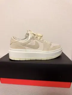 Nike ベージュ スエードスニーカー Jordan 1 Elevate Low