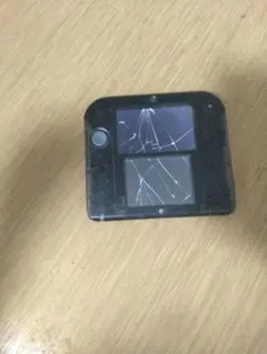 ニンテンドー2DS 本体 ブラック 画面ひび割れジャンク品