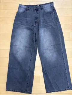 kutir デニム ワイドパンツ グレーのサムネイル