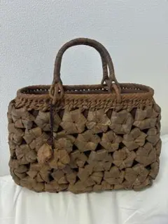 山葡萄かごバッグ 定価17万 ほぼ未使用 籠 花編み 美品 かご 山ぶどう