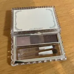 ジルスチュアート　ブルームニュアンスブロウパレット　02