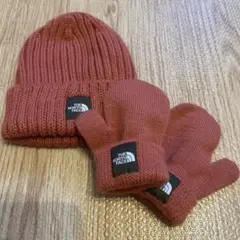ベビー THE NORTH FACE ニット帽とミトンセット