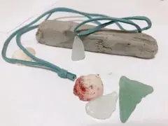 ホワイトシーグラス ネックレス1