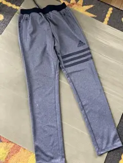 adidas ジャージパンツ