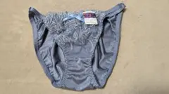 【新品未使用】刺繍付きショーツ Mサイズ