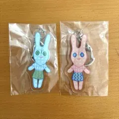 ウサギデザイン アクリルキーホルダー 2個セット