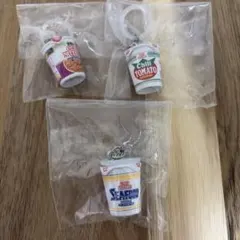 日清カップヌードルめじるしアクセサリー《トムヤムクン.チリトマト.シーフード》