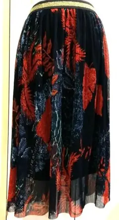 デシグアル　黒赤花柄シフォンロングスカート