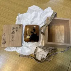 黒柿金菊香合　黒柿四方 香合 「菊蒔絵」宗廣作 黒柿金菊香合 黒柿四方 香合 「菊蒔絵」宗廣作 - メルカリ