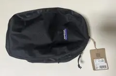Patagonia ブラックホール キューブ 6 L ブラック バッグ