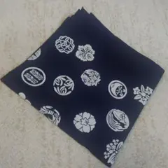 紺色 古典柄 風呂敷　和柄（花、葉、紋様）