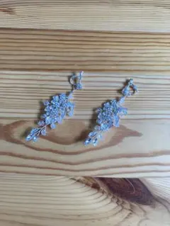 ブライダルイヤリング　小枝モチーフ