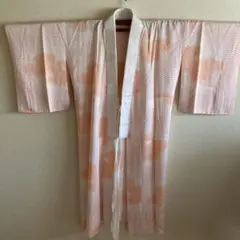 長襦袢　正絹　未使用　しつけ付き　ピンク　刺繍入り　着物　和装　美品　リメイク