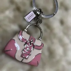 コーチ　キーリング　キーホルダー　ハンドバッグチャーム ソーホー　ピンク