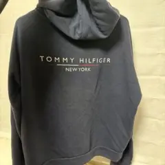 tommyパーカーのサムネイル