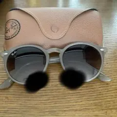 レイバン サングラス　ベージュ