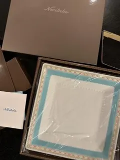 Noritake ノリタケ　スクエアプレート　新品未使用　23cm