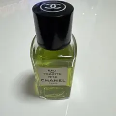 CHANEL Eau de Toilette N°19