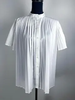 【新品未使用】ZARA ザラ プリーツブラウス 白 ホワイト フレンチスリーブ