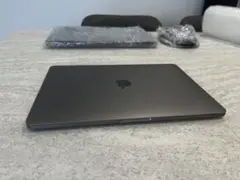 Apple MacBook Pro 13-inch M1 2020のサムネイル