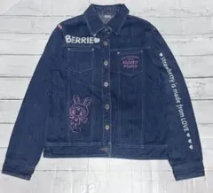 Item thumbnail for item 17320502-3968-4e19-bb5d-22481a555c47