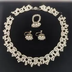 パール風　ビーズネックレス　イヤリング　リングセット