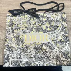 Dior ショッパー ギフトバッグ 花柄