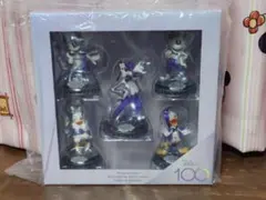 ディズニー100周年　ミッキーアンドフレンズ　フィギュア　新品