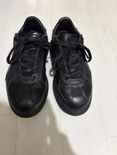 超美品✨オニツカタイガー スニーカー 厚底 DELECITY 22.5㎝ 黒