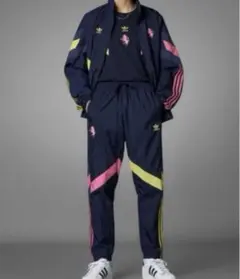 adidas ジャケット ウェア