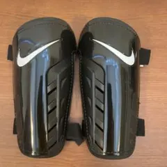 Nike 脛当て　ブラック　野球サッカーのサムネイル