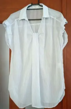 夏に涼しげ　GLACIER 袖短め半袖ストライプシャツ