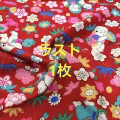 着物 ハギレ 723はぎれ アンティーク 生地　布 古布 和布 古裂 和柄 裂地
