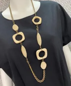 modifyモディファイ　ウッド　ロングネックレスのサムネイル