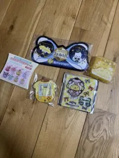 【ポムポムプリンセット】缶バッジ&アクリルチャーム&アクリルスタンド&小物入れ