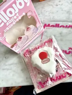 Mellojoy メロジョイ スクイーズ いちごスフレ L＆ホールケーキ - メルカリ