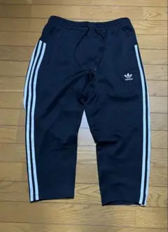 adidas アディダス 3本ライン ブラック クロップドパンツ