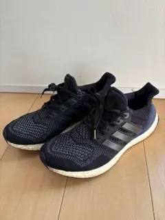adidas Ultra Boost ブラック/ネイビー