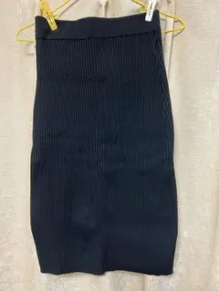 rienda黒 リブ編み スリット入り タイトスカート