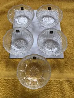 カガミクリスタルのカットグラス　昭和レトロ　美品　5枚セットの場合