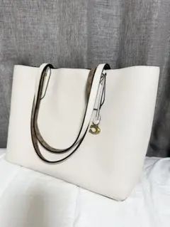 し*ん様 コーチ　トートバッグ