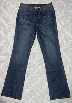 Item thumbnail for item 3337100b-b32d-46b0-bb4e-b8c3491566f2