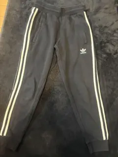 adidas 3本ライン ブラックスウェットパンツ XS