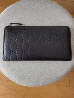 GUCCI グッチ GGエンボス ラウンドファスナー 長財布 ブラック